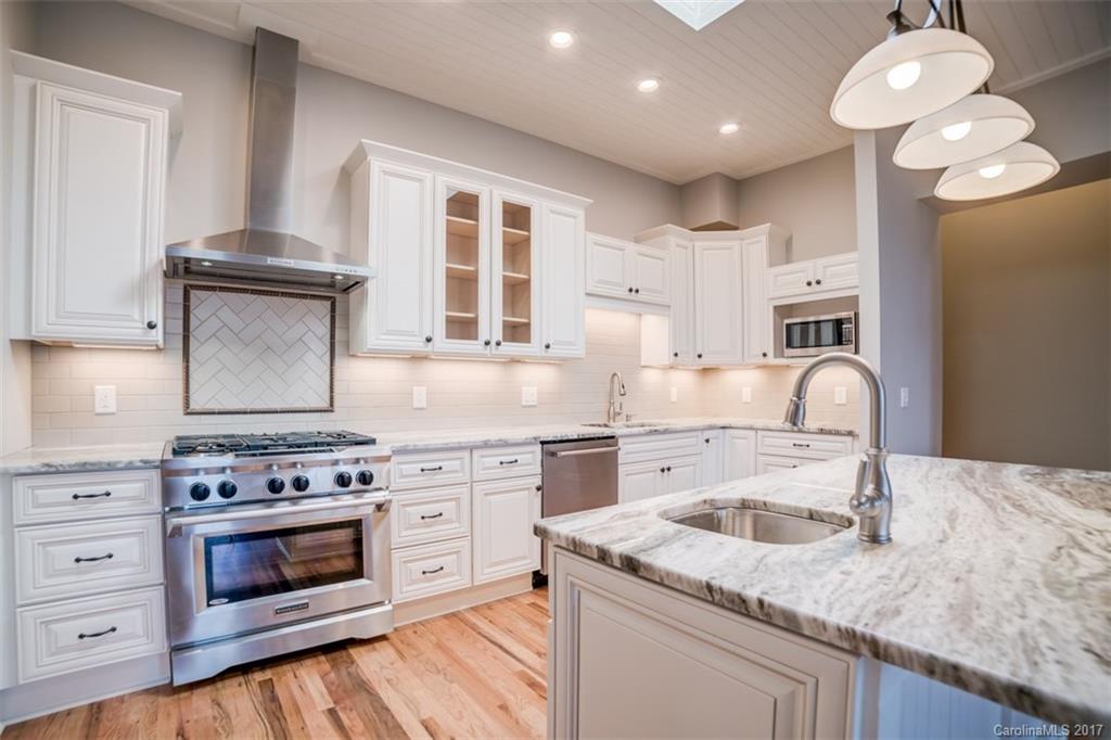 15 South Trade Street Tryon, NC 28782 - Photo 4 of 22