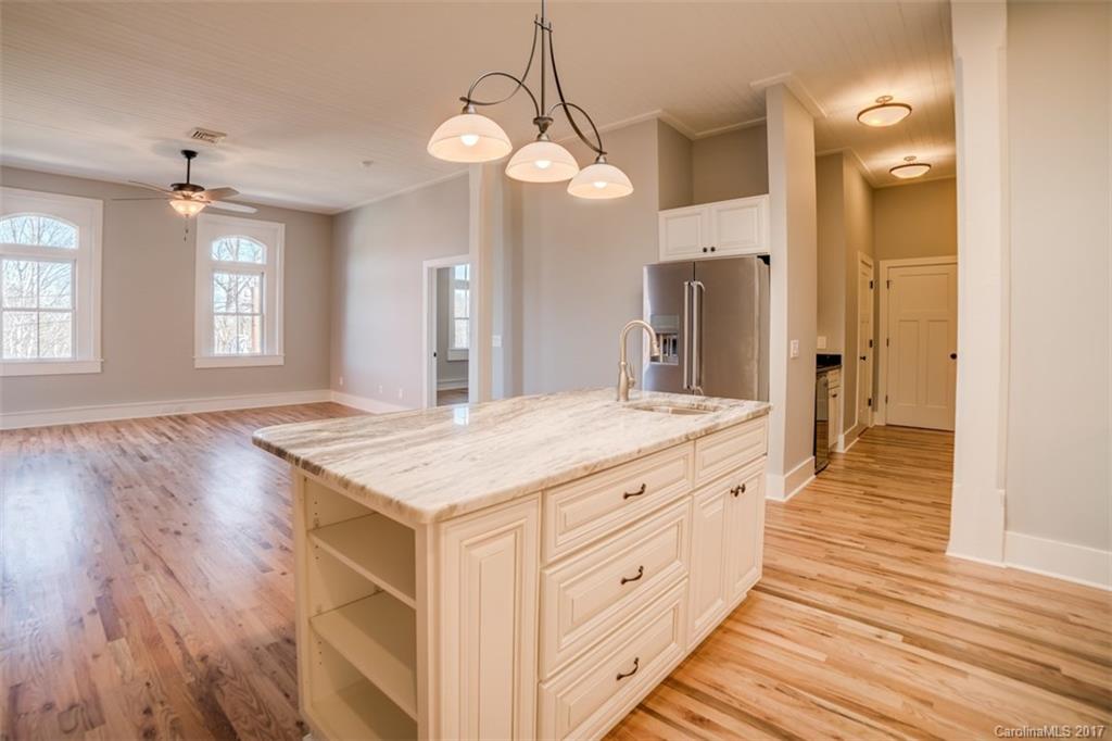 15 South Trade Street Tryon, NC 28782 - Photo 6 of 22
