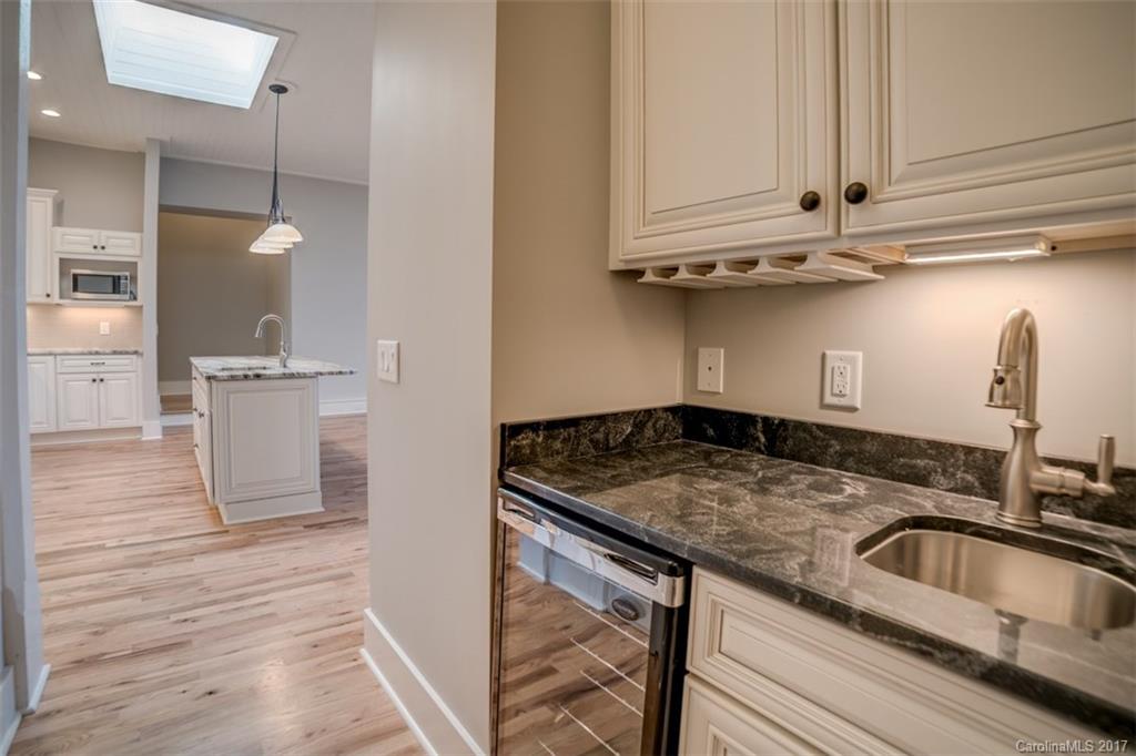 15 South Trade Street Tryon, NC 28782 - Photo 7 of 22