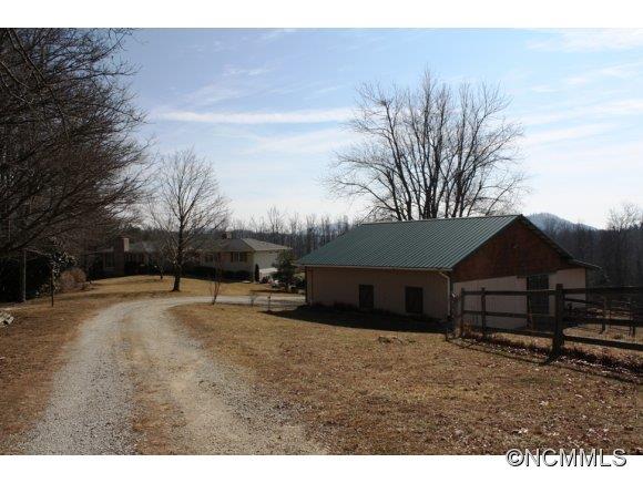 265 Thunder Ridge Road Saluda, NC 28773 - Photo 2 of 23 Gallery Image 2