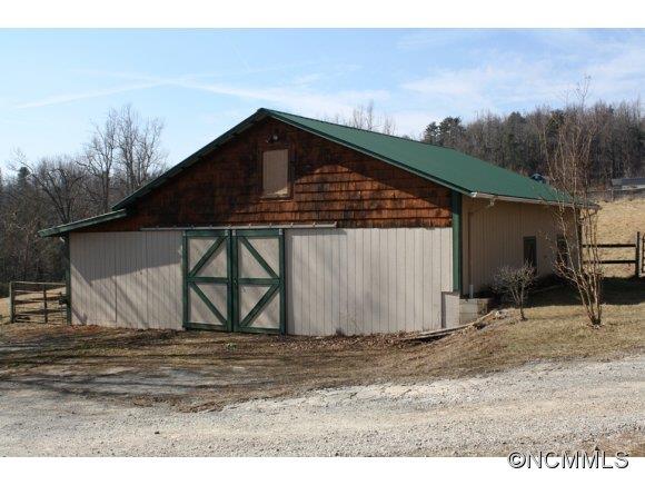 265 Thunder Ridge Road Saluda, NC 28773 - Photo 20 of 23 Gallery Image 20