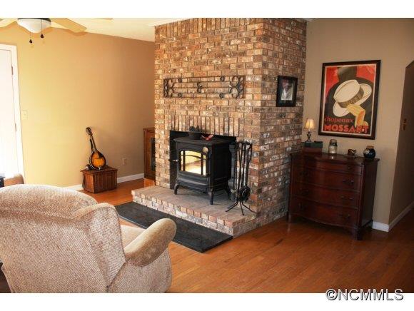 265 Thunder Ridge Road Saluda, NC 28773 - Photo 5 of 23 Gallery Image 5