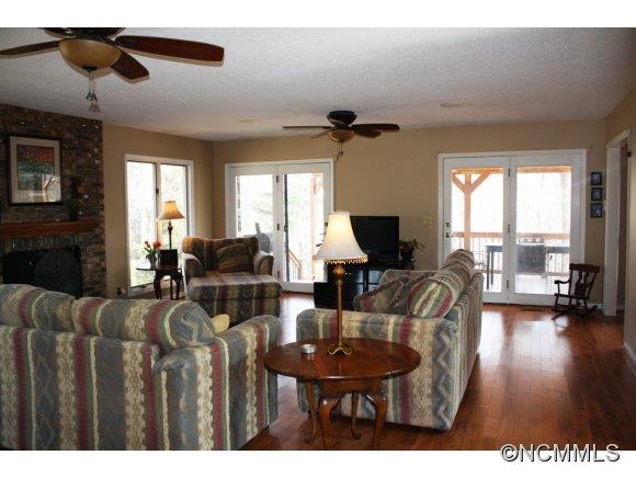 265 Thunder Ridge Road Saluda, NC 28773 - Photo 6 of 23 Gallery Image 6
