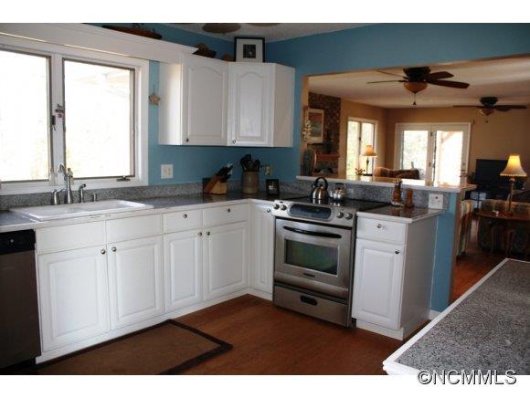 265 Thunder Ridge Road Saluda, NC 28773 - Photo 10 of 23 Gallery Image 10