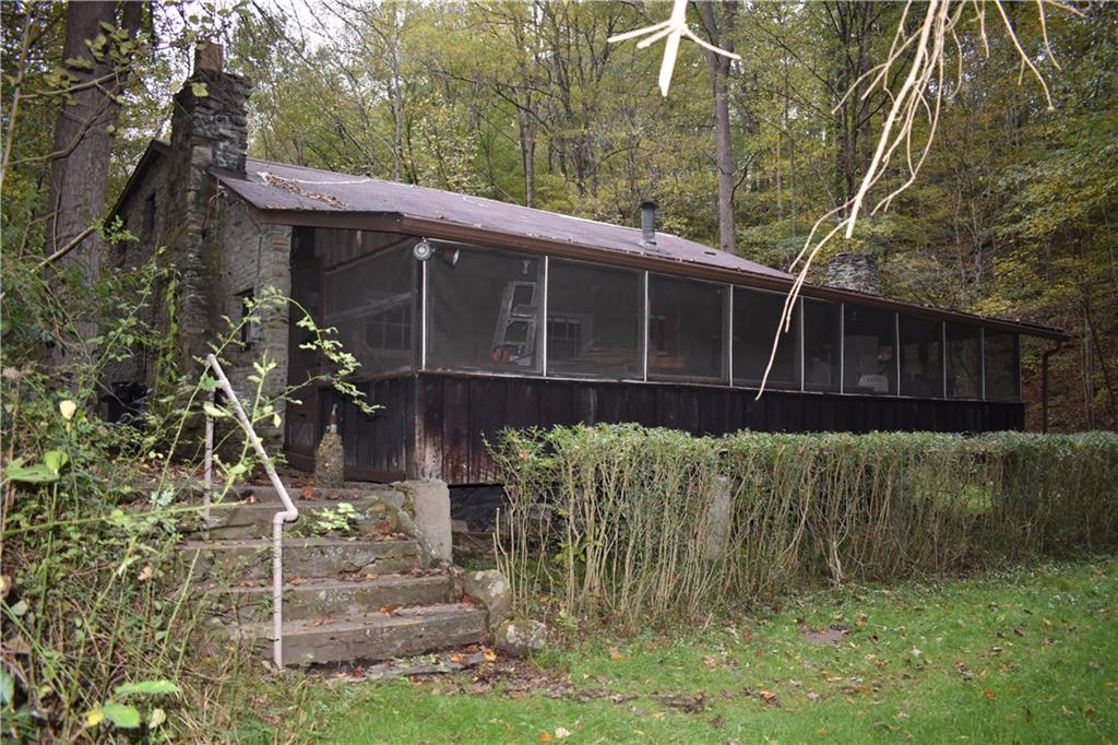 144 Orme Road Ligonier, PA 15658 - Photo 2 of 23