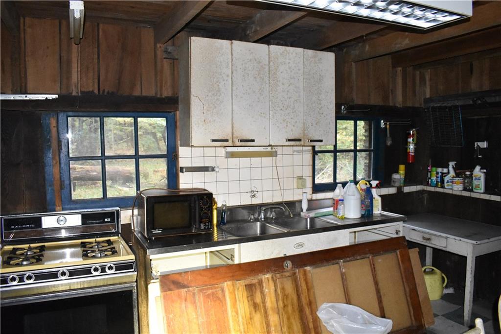 144 Orme Road Ligonier, PA 15658 - Photo 9 of 23