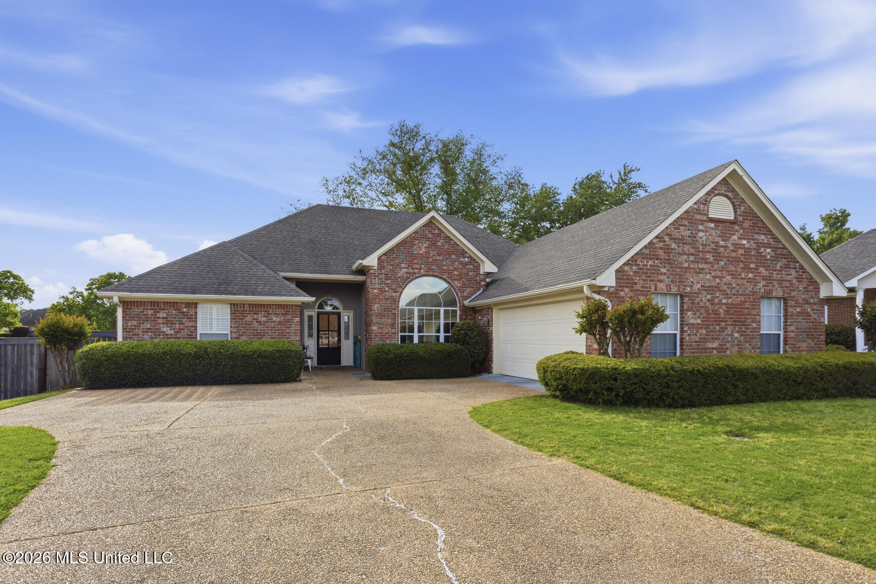 121 Lake Pointe Drive Pearl, MS 39208 - Photo 1 of 38 121 Lake Point Dr-1