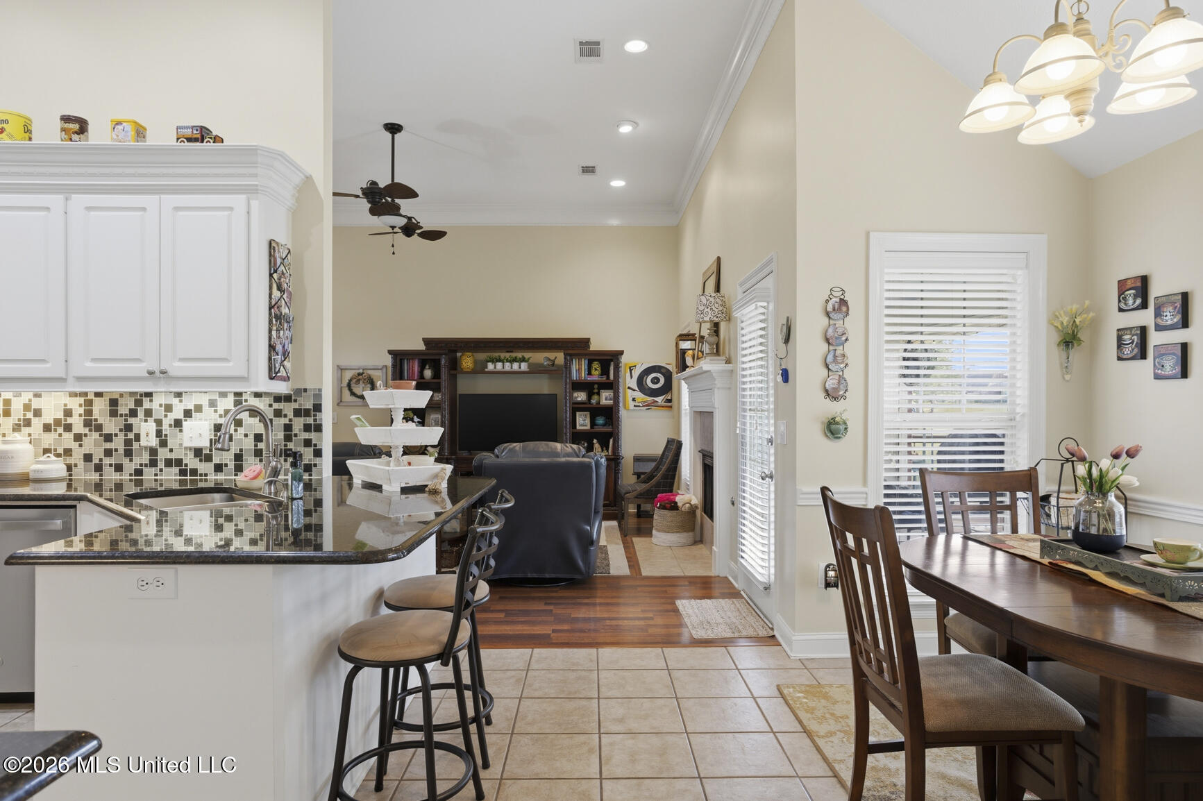 121 Lake Pointe Drive Pearl, MS 39208 - Photo 11 of 38 121 Lake Point Dr-9