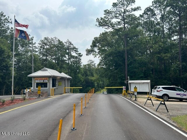 227 East Sunnybrook Road Carriere, MS 39426 - Photo 4 of 25 Front_Gate