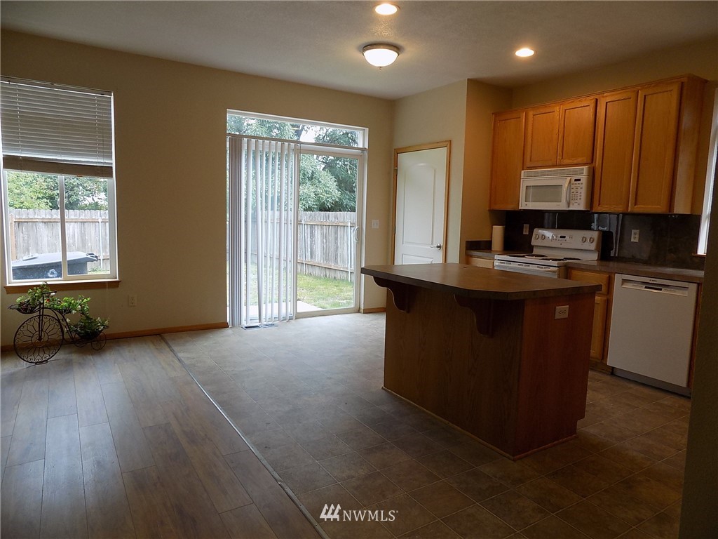 1824 Schneiter Drive Longview, WA 98632 - Photo 12 of 25