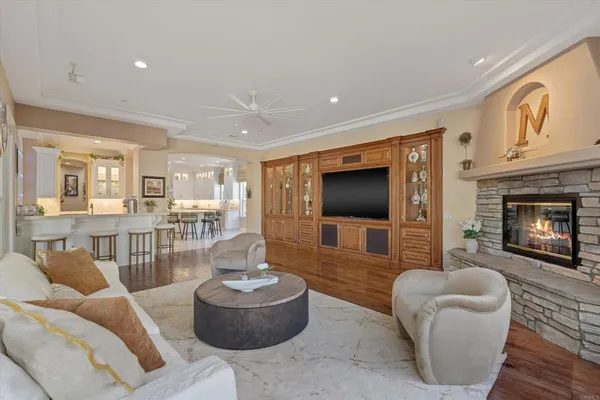 a view of a house with entertaining space