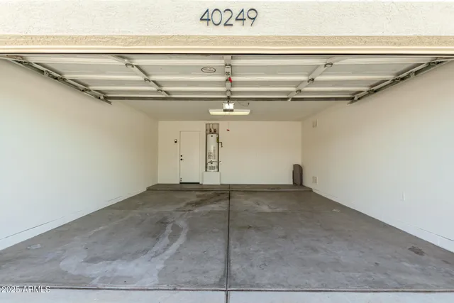 $2,195 | 40249 North Cassara Drive, San Tan Valley, AZ 85140