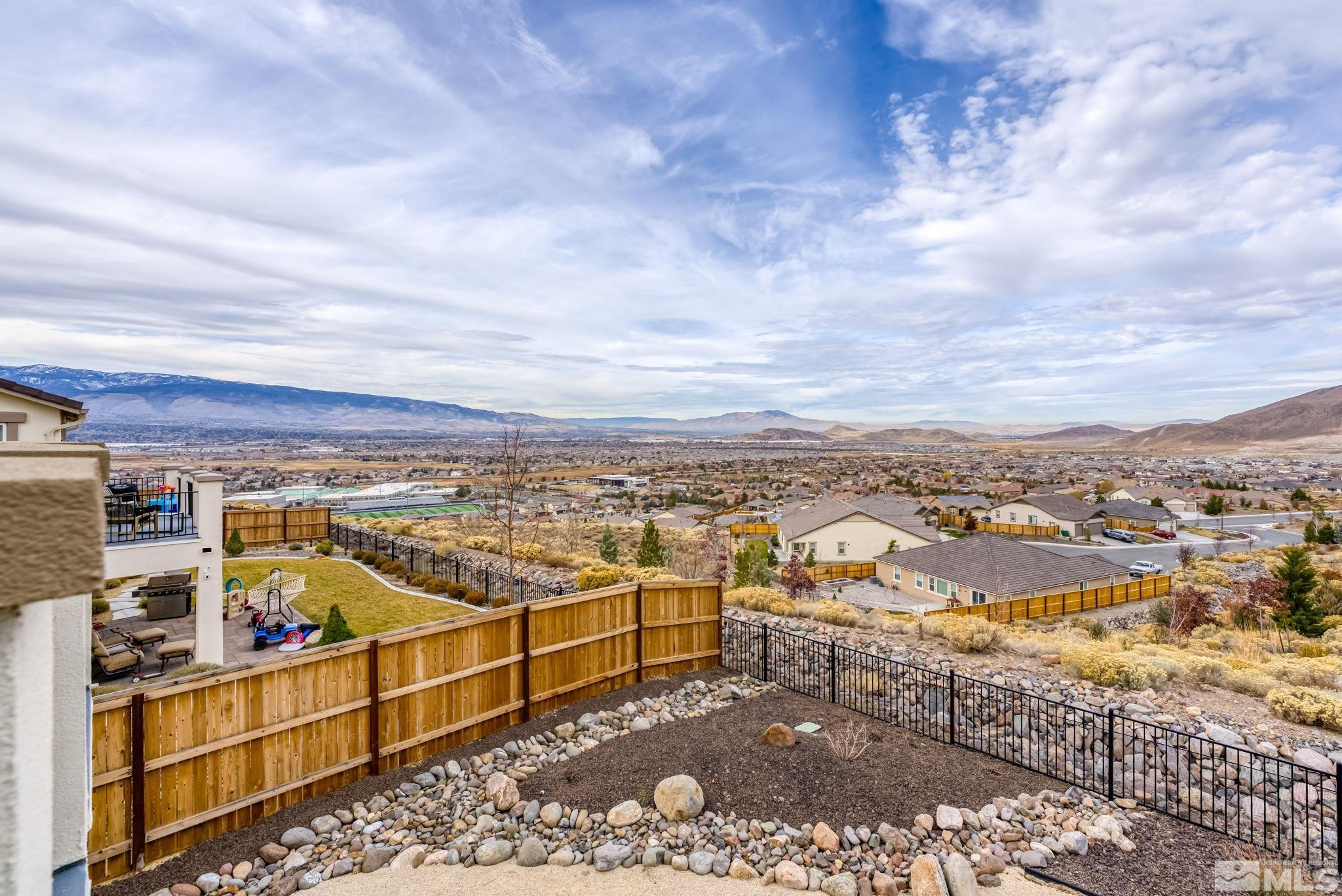 10513 Claim Jumper Way Reno, NV 89521 - Photo 4 of 35 Photo 2