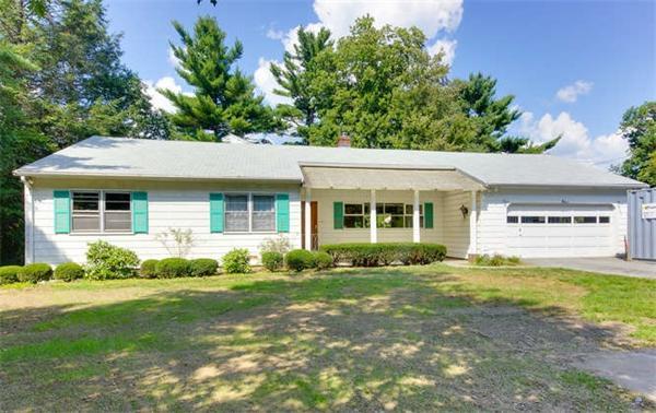 220 Fort Pond Road Lancaster, MA 01523 - Photo 3 of 22