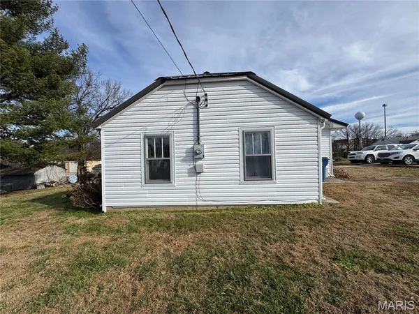 $89,900 | 404 Locust Street, Bloomfield, MO 63825