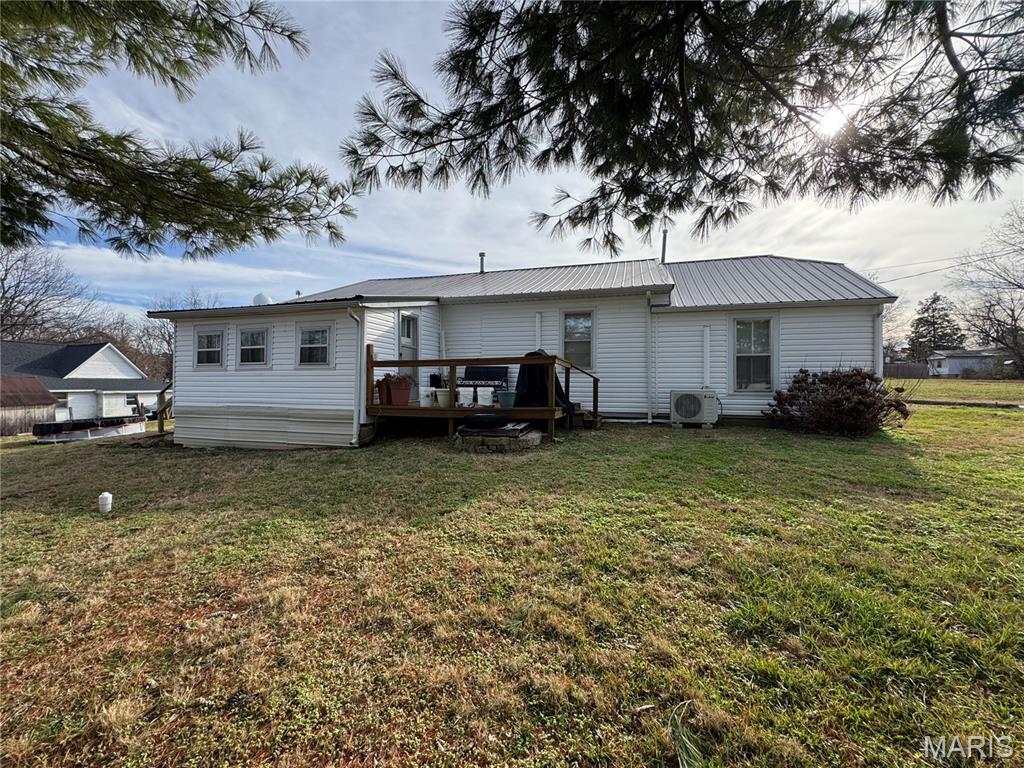 404 Locust Street Bloomfield, MO 63825 - Photo 26 of 31