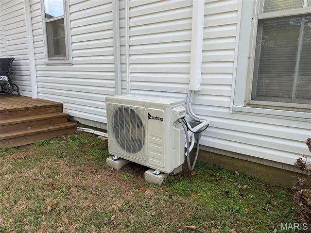 $95,000 | 404 Locust Street, Bloomfield, MO 63825