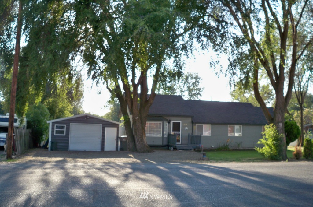 1203 Anderson Road Ellensburg, WA 98926 - Photo 1 of 14 Gallery Image 1