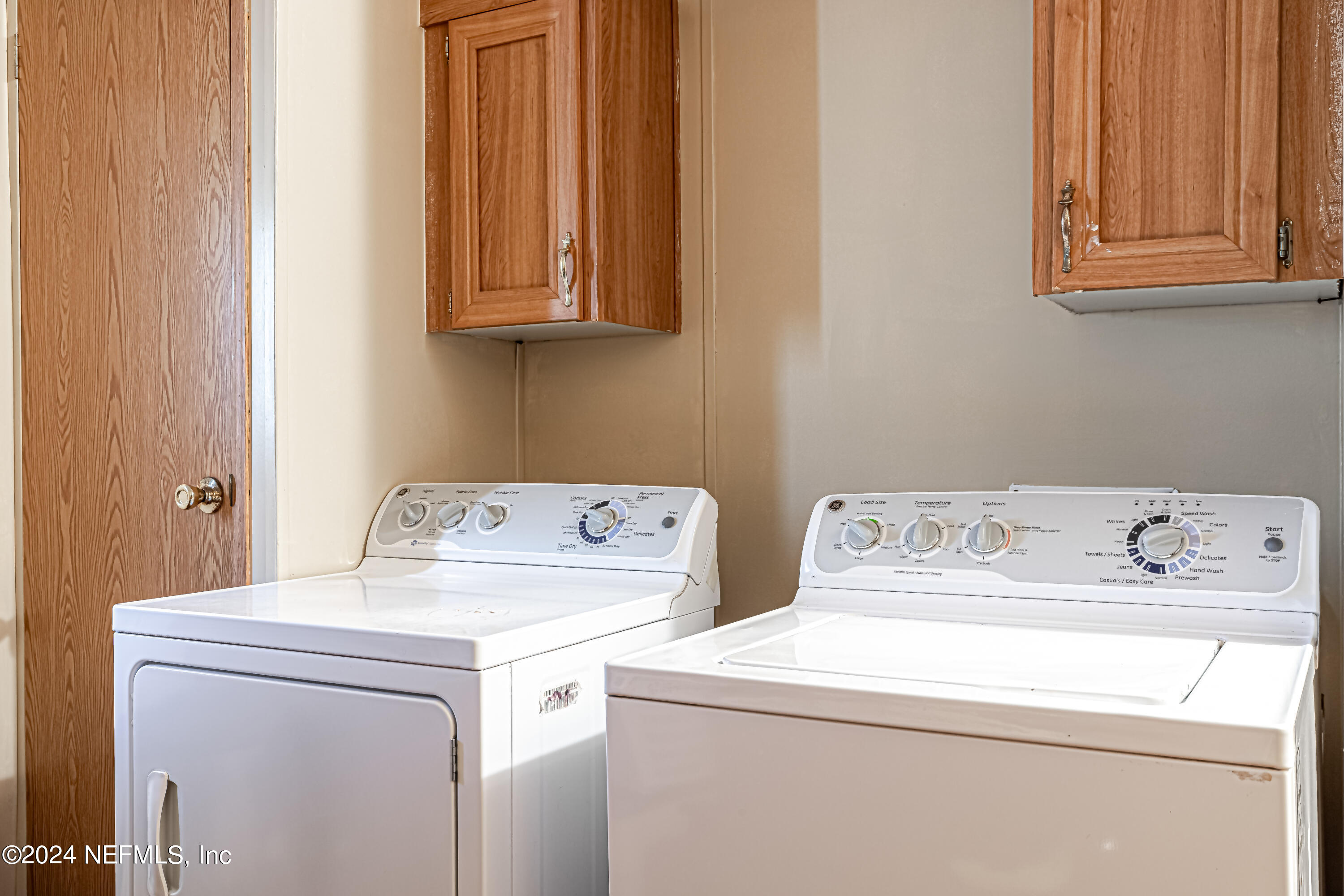 6969 Exline Road Jacksonville, FL 32222 - Photo 31 of 46 Laundry Room
