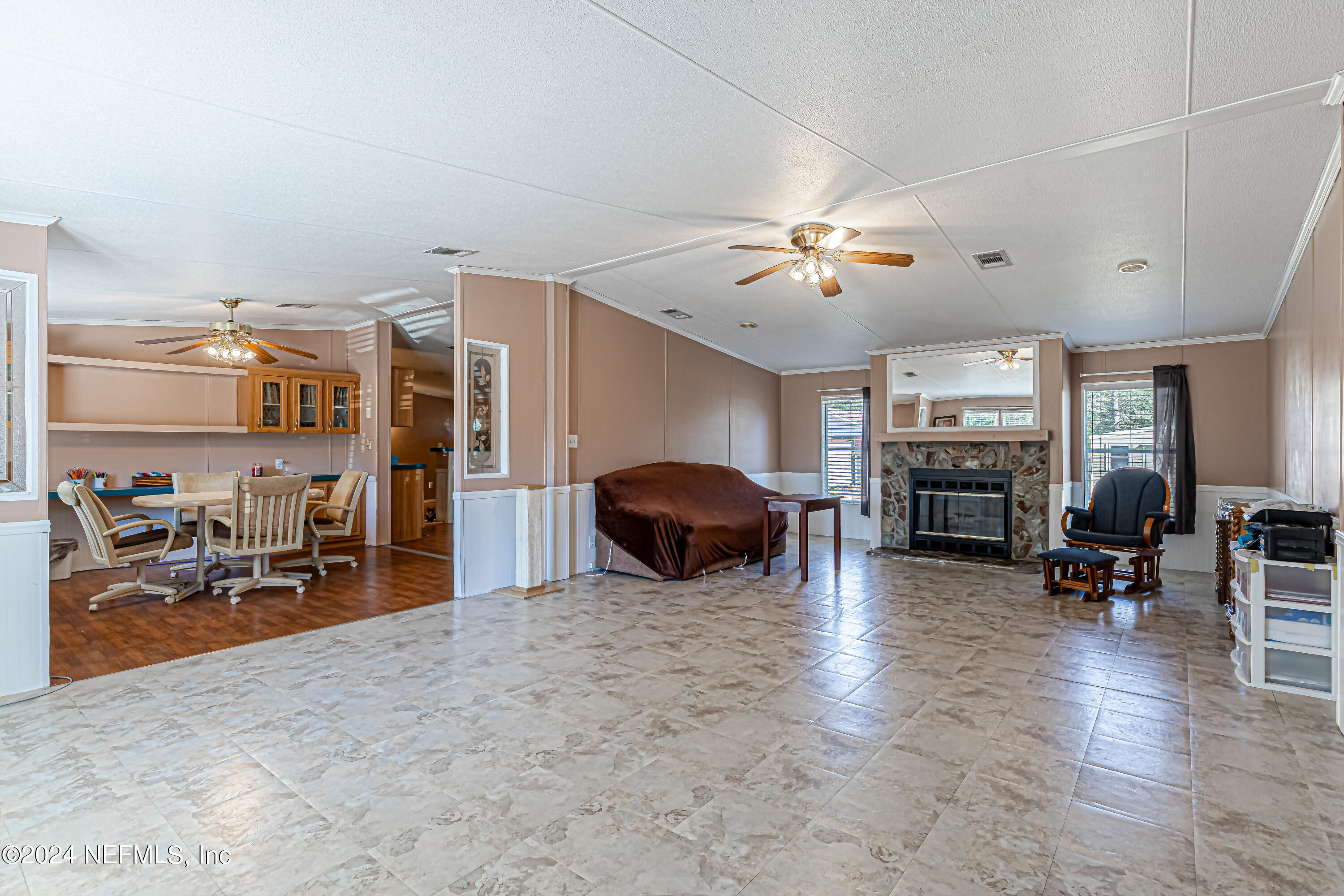 6969 Exline Road Jacksonville, FL 32222 - Photo 6 of 46 Living Room