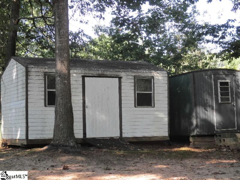 204 Woodbluff Road Laurens, SC 29360 - Photo 21 of 23