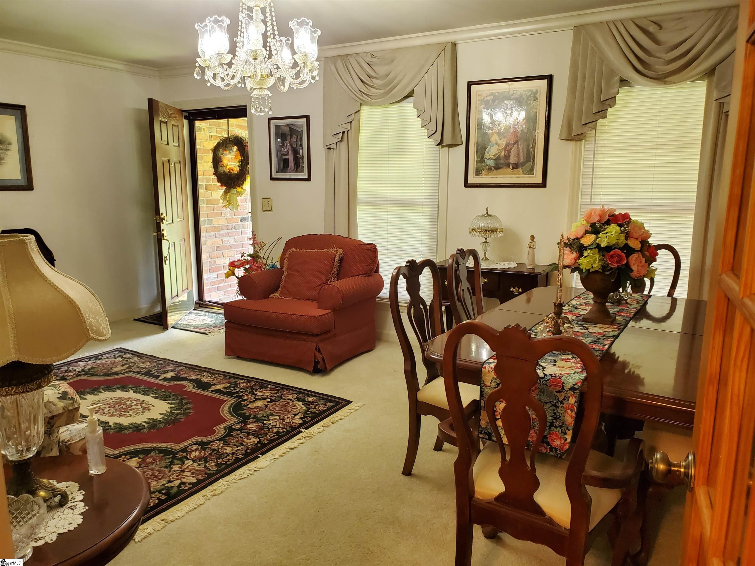 204 Woodbluff Road Laurens, SC 29360 - Photo 5 of 23