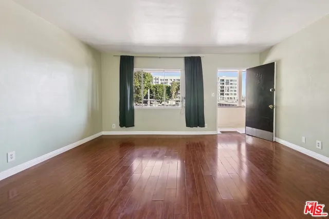 $1,825 | 1317 Wilcox Avenue, Unit B, Los Angeles, CA 90028
