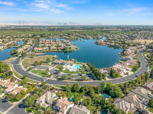 $735,000 | 4133 North Morro Bay, Clovis, CA 93619