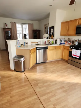 $2,000 | 1542 Sauganash Court, Gurnee, IL 60031