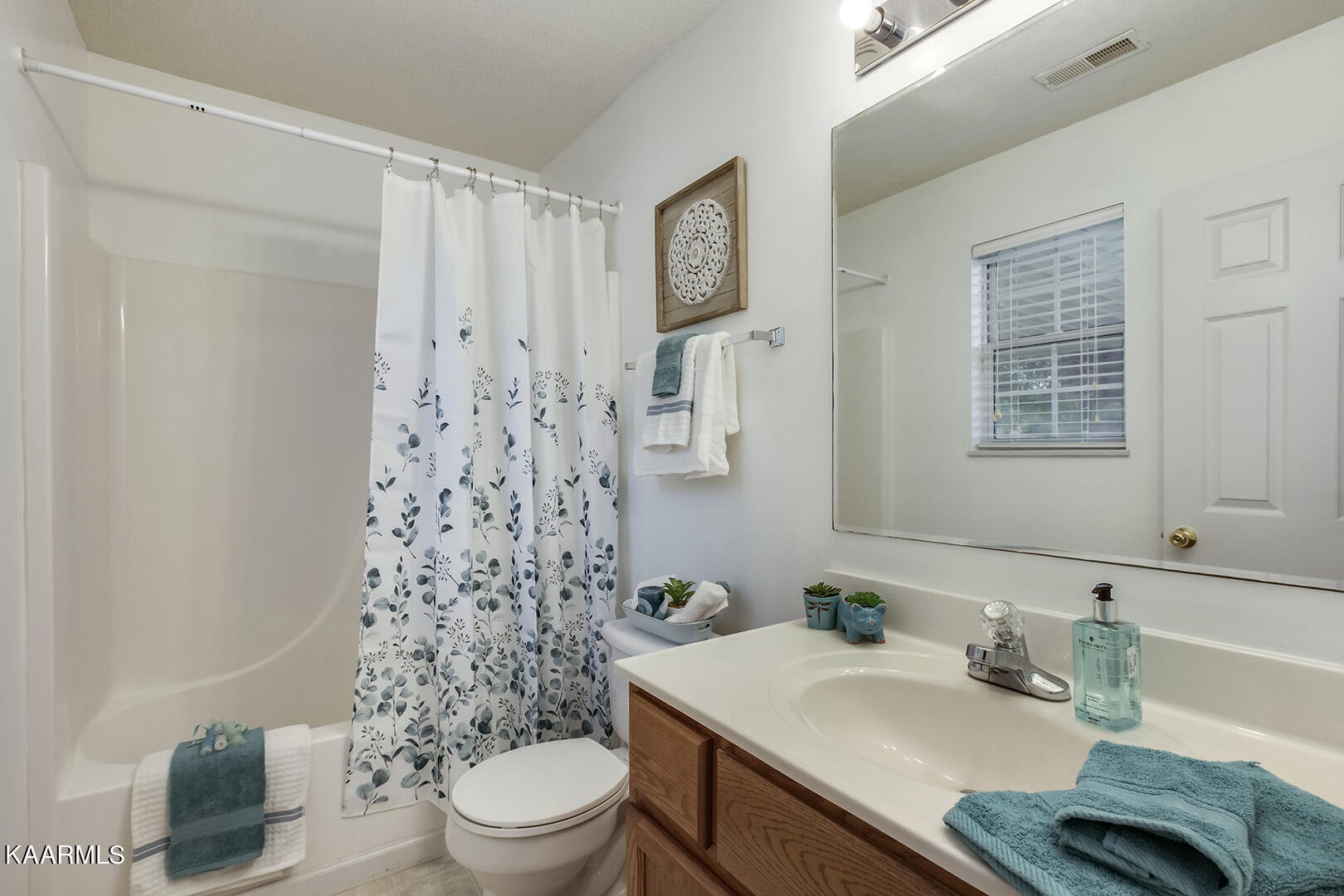 6346 Hugh Willis Road Powell, TN 37849 - Photo 19 of 35 Gallery Image 19