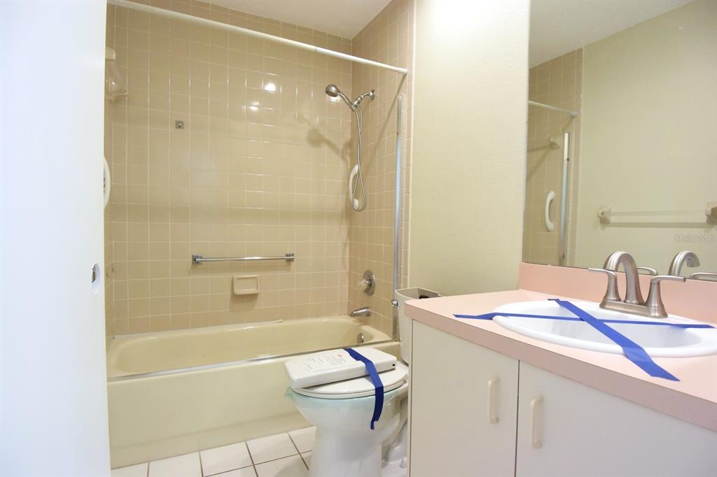9027 Warwick Lane New Port Richey, FL 34655 - Photo 15 of 36