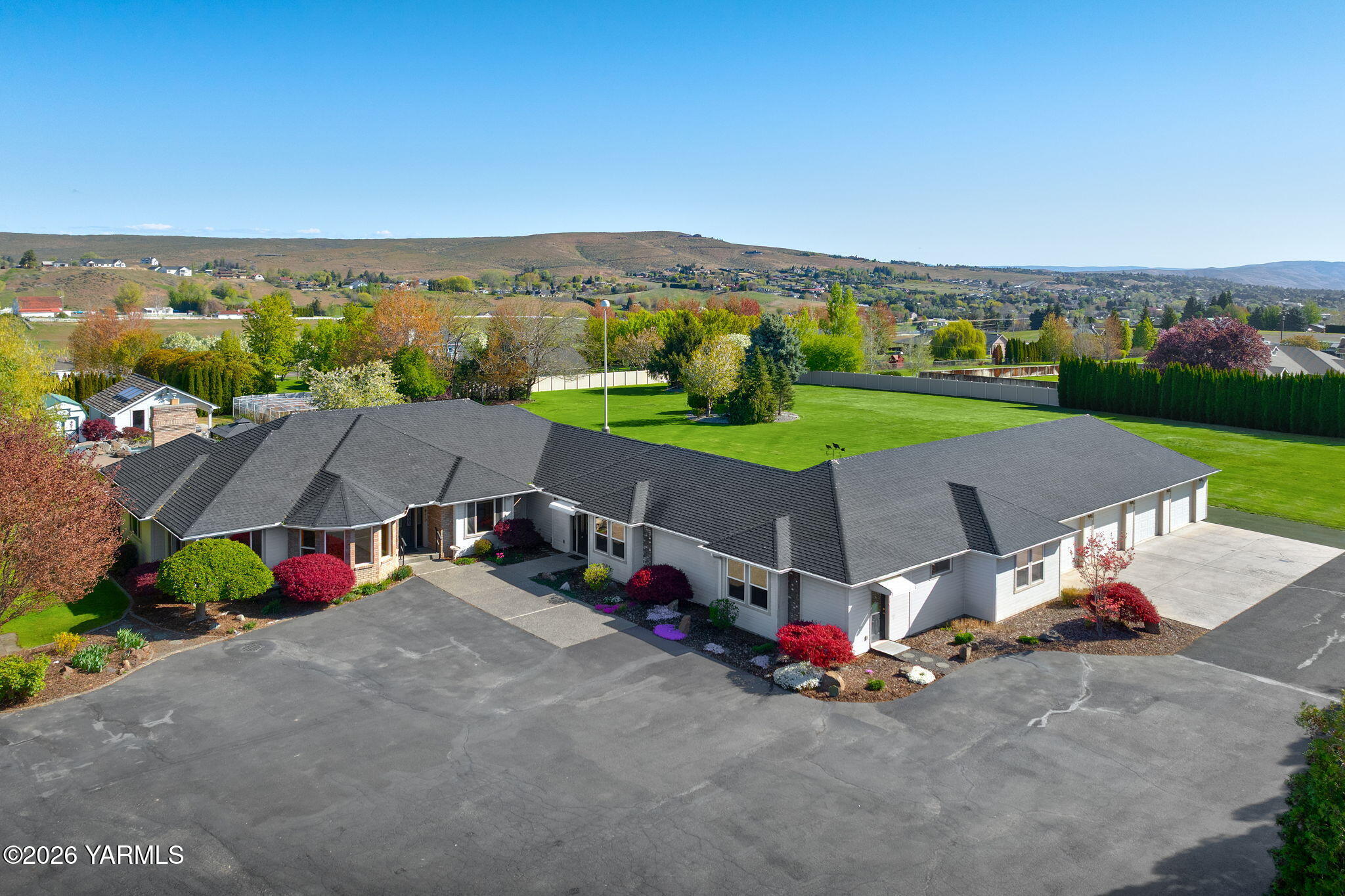 613 South Friedline Road Yakima, WA 98908 - Photo 1 of 54 iiy_260417_Freidline_Yakima_02