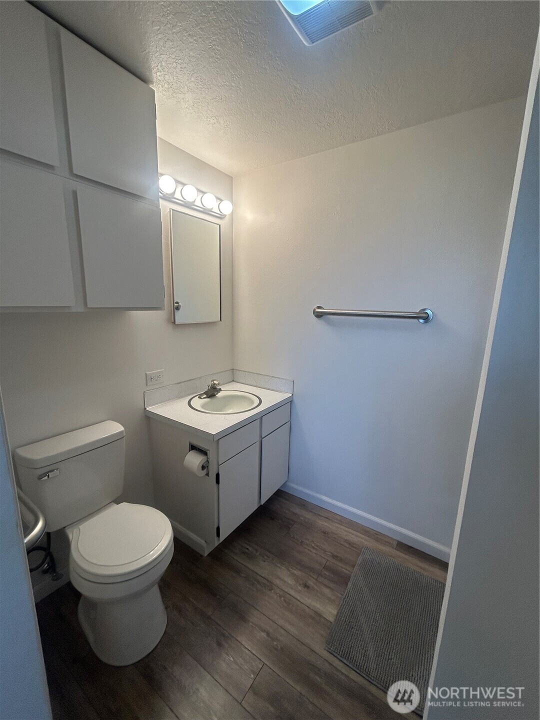 2351 Admiral Road Northeast Moses Lake, WA 98837 - Photo 13 of 39