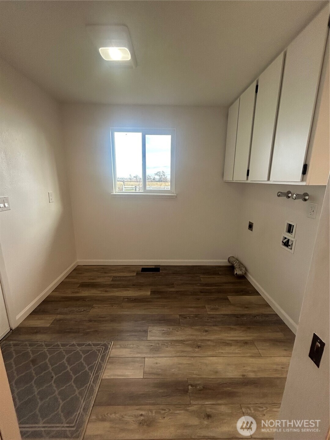 2351 Admiral Road Northeast Moses Lake, WA 98837 - Photo 15 of 39