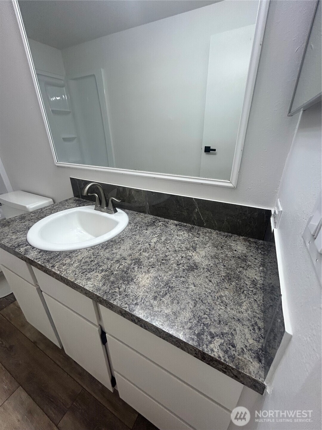 2351 Admiral Road Northeast Moses Lake, WA 98837 - Photo 18 of 39