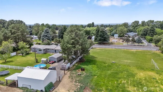 $625,000 | 2351 Admiral Road Northeast, Moses Lake, WA 98837