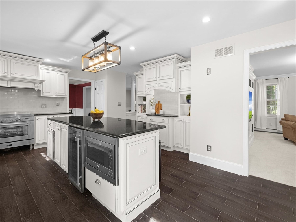 3 Olde Meetinghouse Road Westborough, MA 01581 - Photo 11 of 42