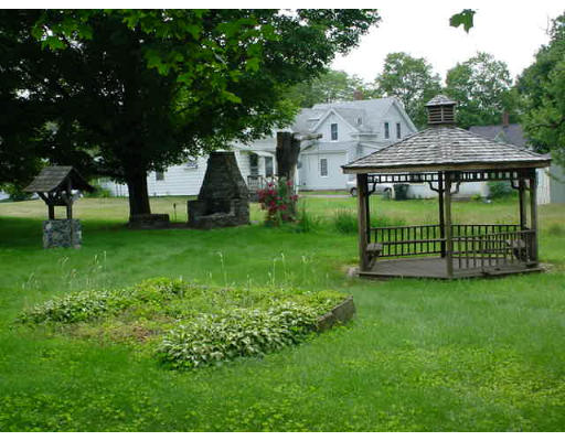 86 Bourne Street Three Rivers, MA 01080 - Photo 3 of 3