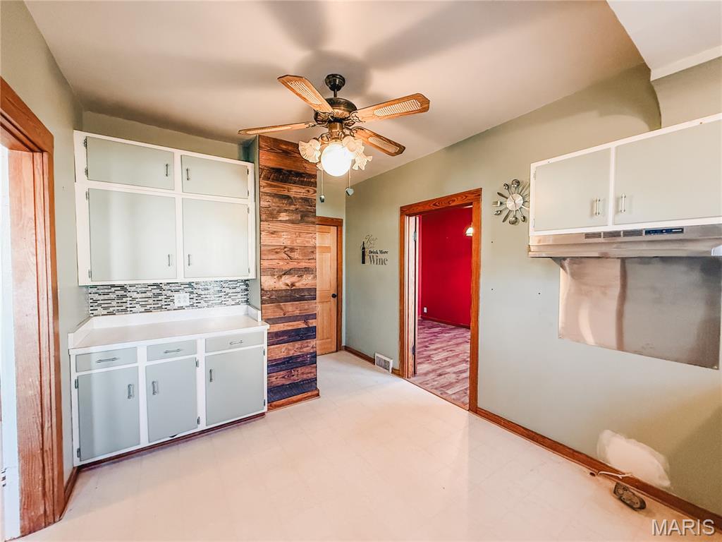 52 East St Louis Street Hoyleton, IL 62803 - Photo 12 of 41