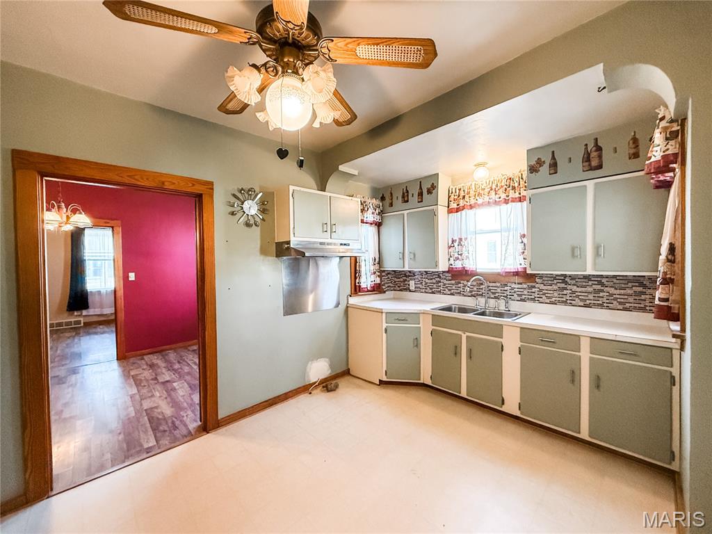 52 East St Louis Street Hoyleton, IL 62803 - Photo 13 of 41