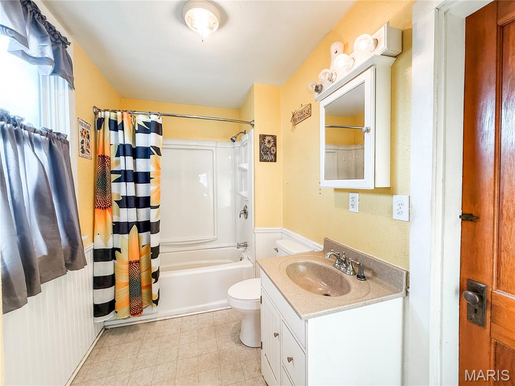 52 East St Louis Street Hoyleton, IL 62803 - Photo 21 of 41