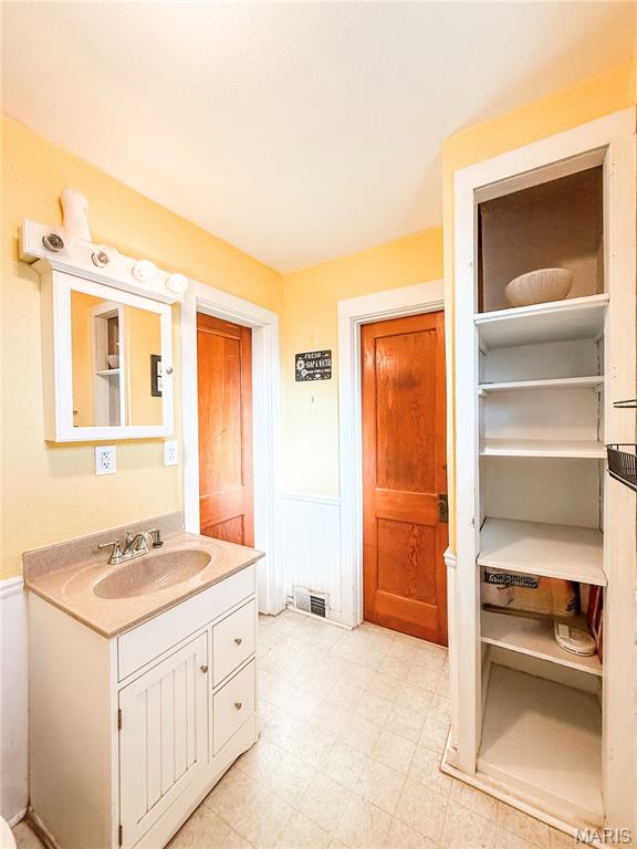 52 East St Louis Street Hoyleton, IL 62803 - Photo 23 of 41