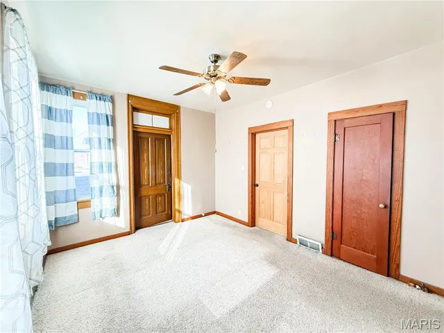 $125,000 | 52 East St Louis Street, Hoyleton, IL 62803