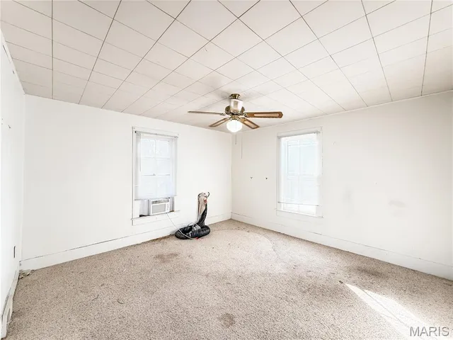 $125,000 | 52 East St Louis Street, Hoyleton, IL 62803