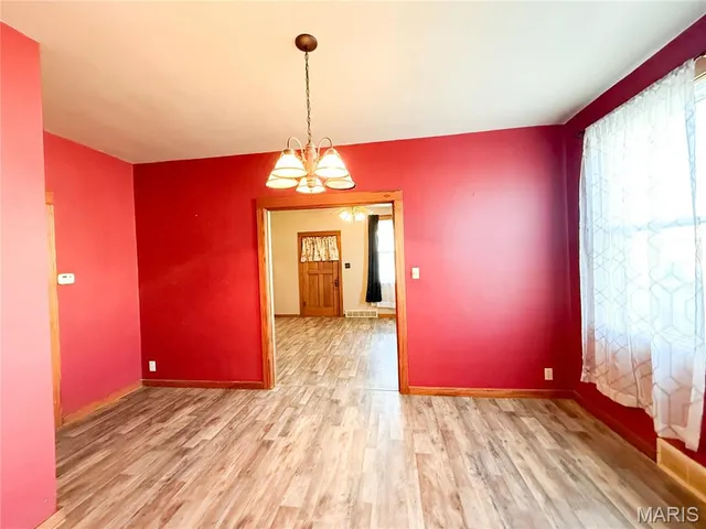 $125,000 | 52 East St Louis Street, Hoyleton, IL 62803