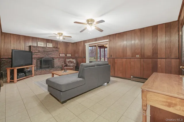 $875,000 | 15 Marget Ann Lane, Montebello, NY 10901