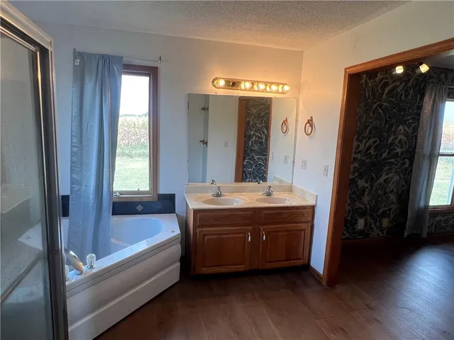 $265,000 | 21414 155th Street, Pattonsburg, MO 64670