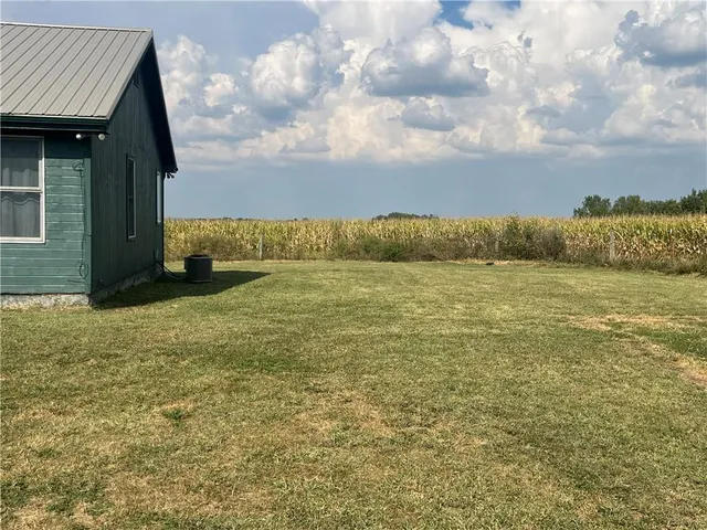 $265,000 | 21414 155th Street, Pattonsburg, MO 64670