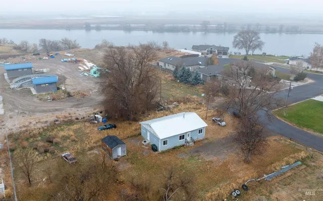 $210,000 | 1410 S Street, Heyburn, ID 83336