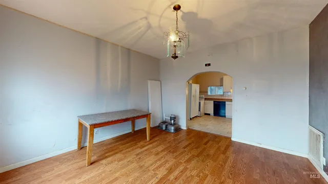 $210,000 | 1410 S Street, Heyburn, ID 83336